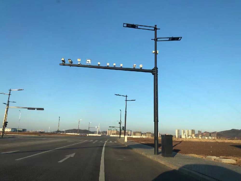 屏边苗族自治县黑龙江佳木斯综合路灯杆项目
